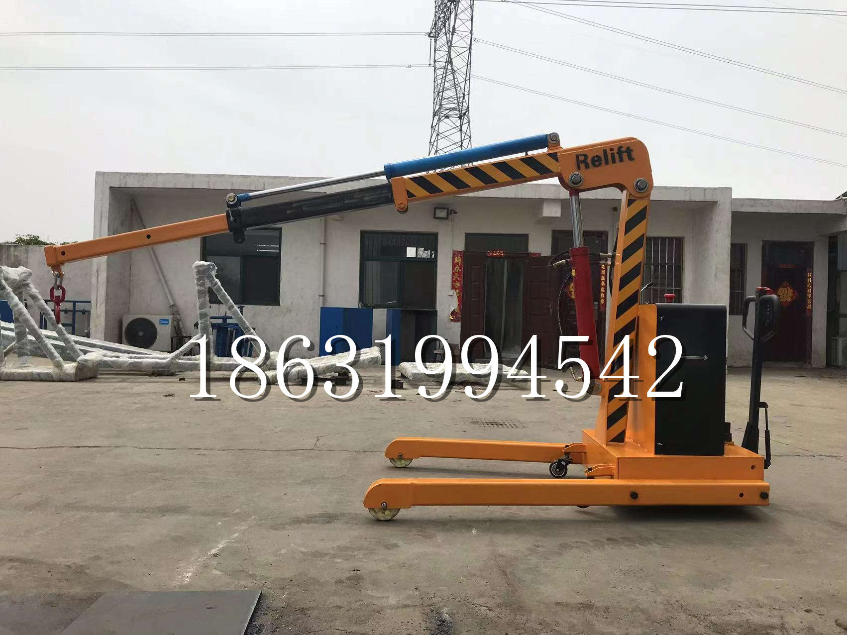 泰武乡久征定做3吨三轮随车吊 农用园林绿化移树吊 平板工程用小吊机